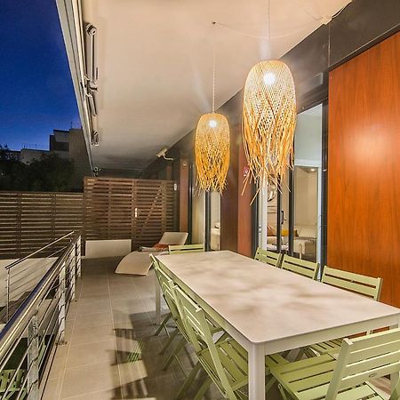 Sitges Spaces Garden Paradise 3 Bedroom, 3 Bathroom, Huge Private Garden-Terrace, Pool- Sleeps Up To 8 외부 사진