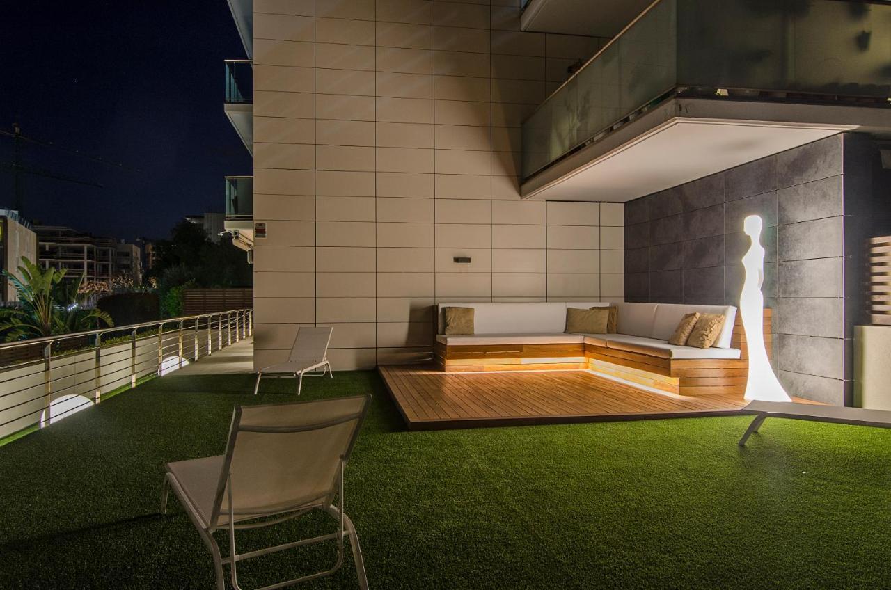 Sitges Spaces Garden Paradise 3 Bedroom, 3 Bathroom, Huge Private Garden-Terrace, Pool- Sleeps Up To 8 외부 사진