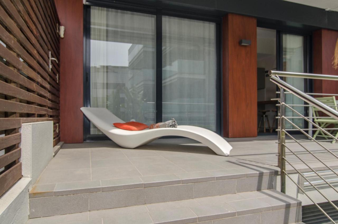 Sitges Spaces Garden Paradise 3 Bedroom, 3 Bathroom, Huge Private Garden-Terrace, Pool- Sleeps Up To 8 외부 사진