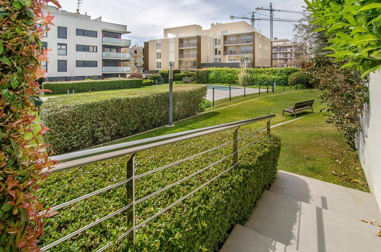 Sitges Spaces Garden Paradise 3 Bedroom, 3 Bathroom, Huge Private Garden-Terrace, Pool- Sleeps Up To 8 외부 사진