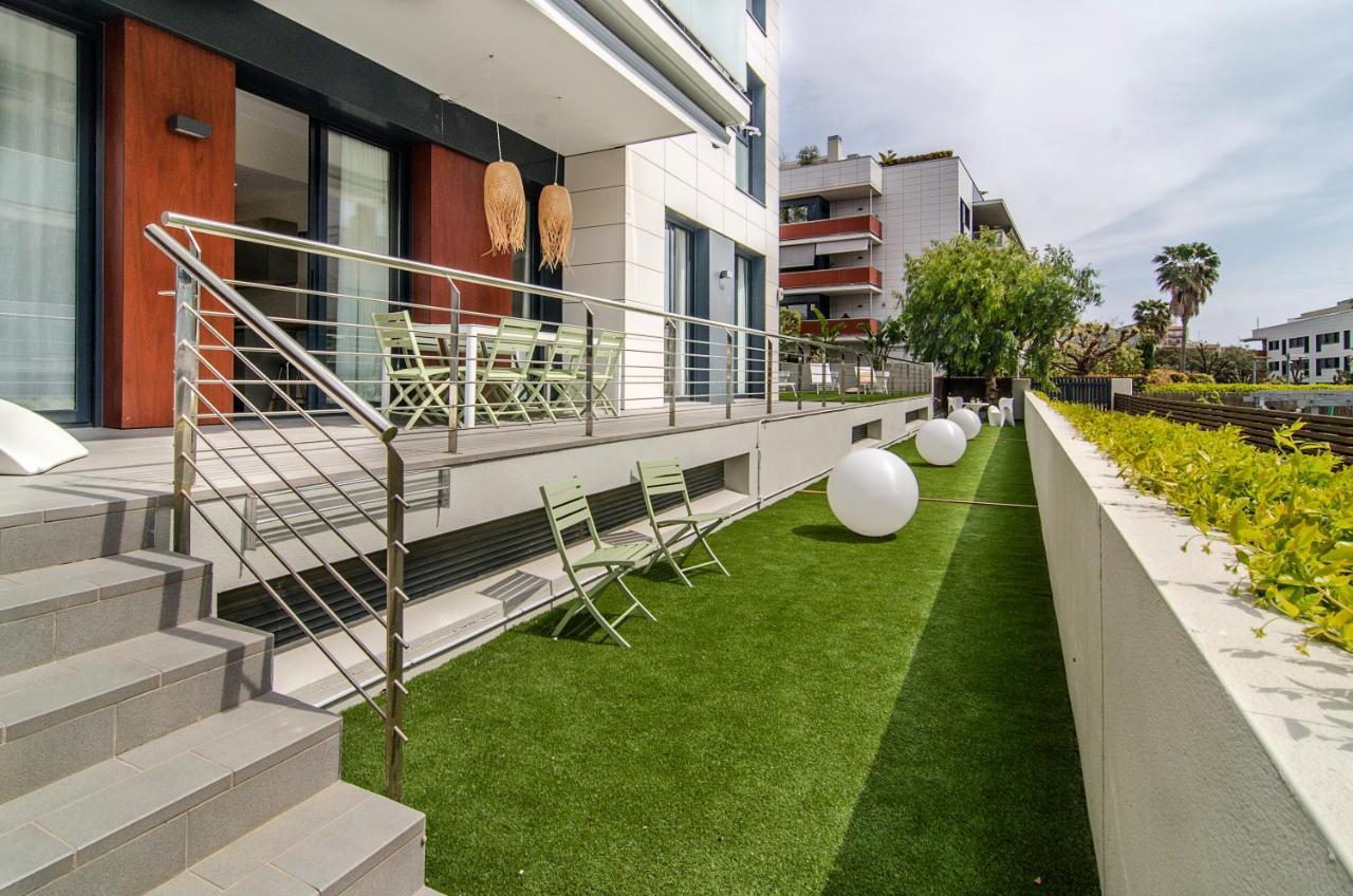 Sitges Spaces Garden Paradise 3 Bedroom, 3 Bathroom, Huge Private Garden-Terrace, Pool- Sleeps Up To 8 외부 사진