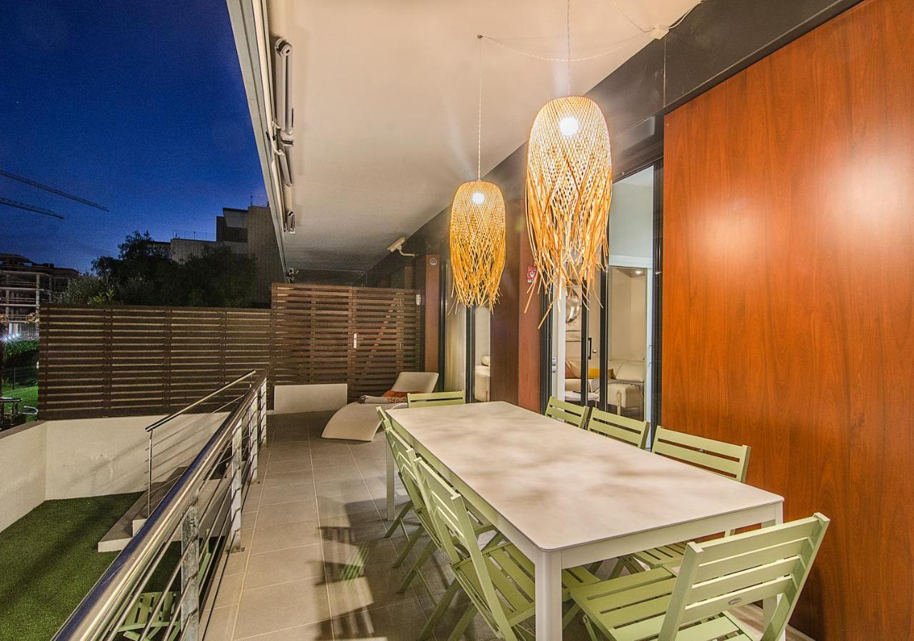 Sitges Spaces Garden Paradise 3 Bedroom, 3 Bathroom, Huge Private Garden-Terrace, Pool- Sleeps Up To 8 외부 사진