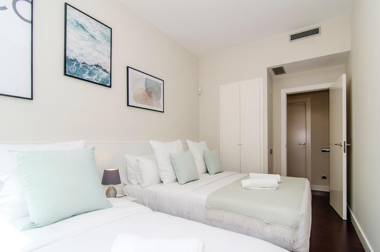 Sitges Spaces Garden Paradise 3 Bedroom, 3 Bathroom, Huge Private Garden-Terrace, Pool- Sleeps Up To 8 외부 사진