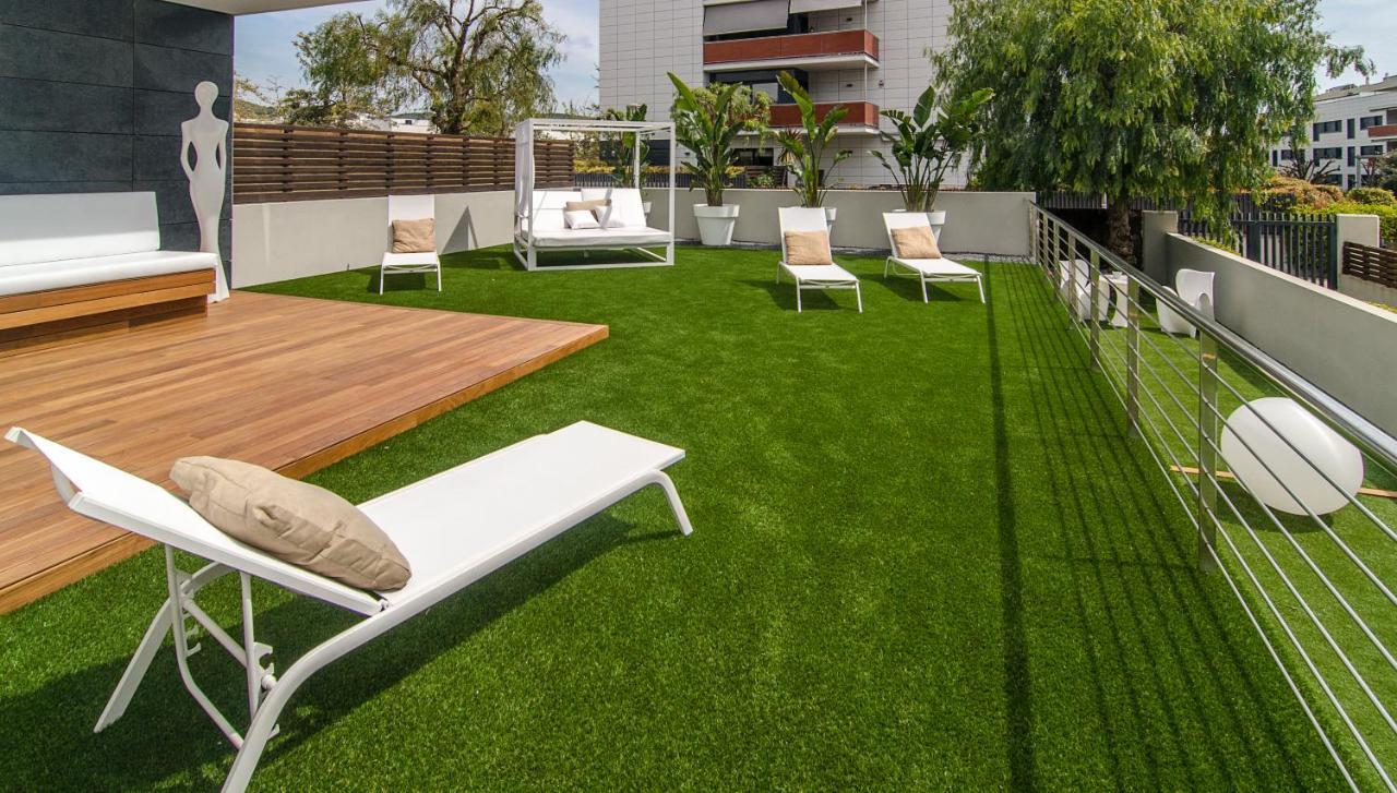 Sitges Spaces Garden Paradise 3 Bedroom, 3 Bathroom, Huge Private Garden-Terrace, Pool- Sleeps Up To 8 외부 사진