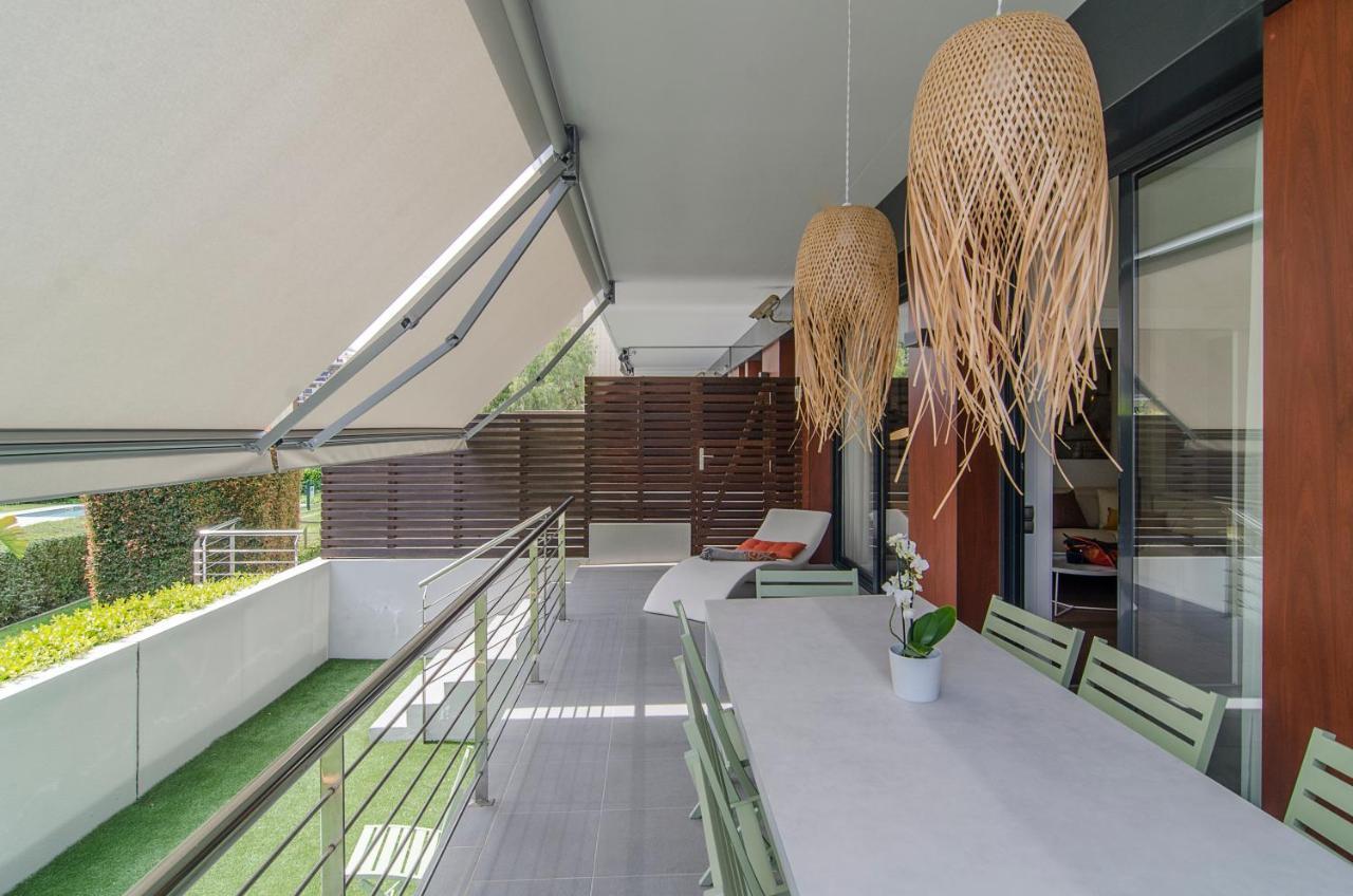 Sitges Spaces Garden Paradise 3 Bedroom, 3 Bathroom, Huge Private Garden-Terrace, Pool- Sleeps Up To 8 외부 사진