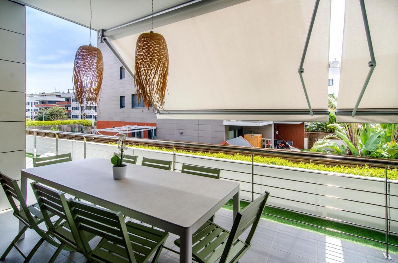 Sitges Spaces Garden Paradise 3 Bedroom, 3 Bathroom, Huge Private Garden-Terrace, Pool- Sleeps Up To 8 외부 사진