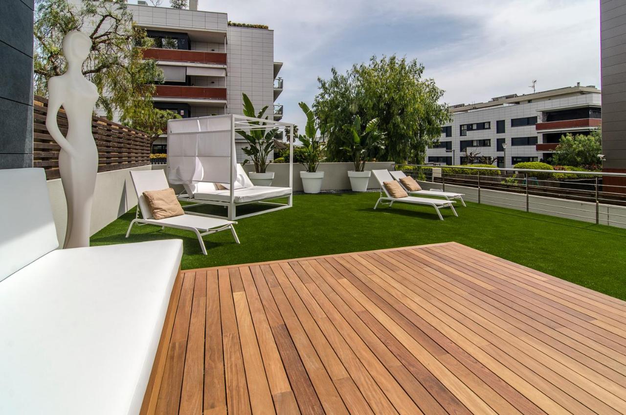 Sitges Spaces Garden Paradise 3 Bedroom, 3 Bathroom, Huge Private Garden-Terrace, Pool- Sleeps Up To 8 외부 사진